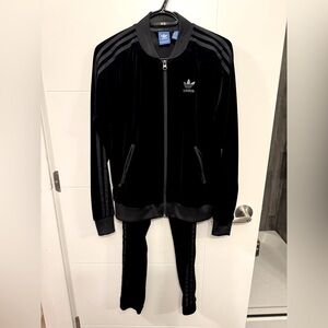 2 Piece Matching Velvet Black Adidas Tracksuit Sweatsuit Jacket Pants S